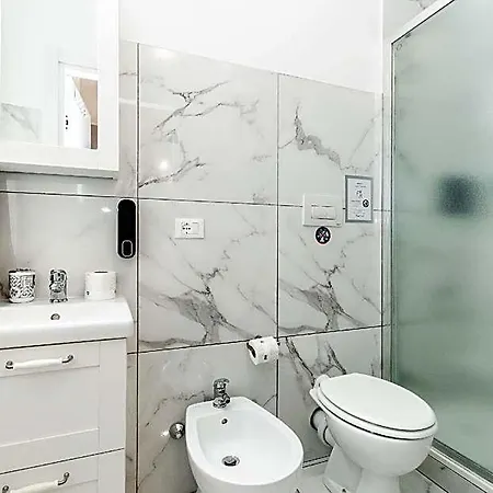Hotel Vittorioveneto 126